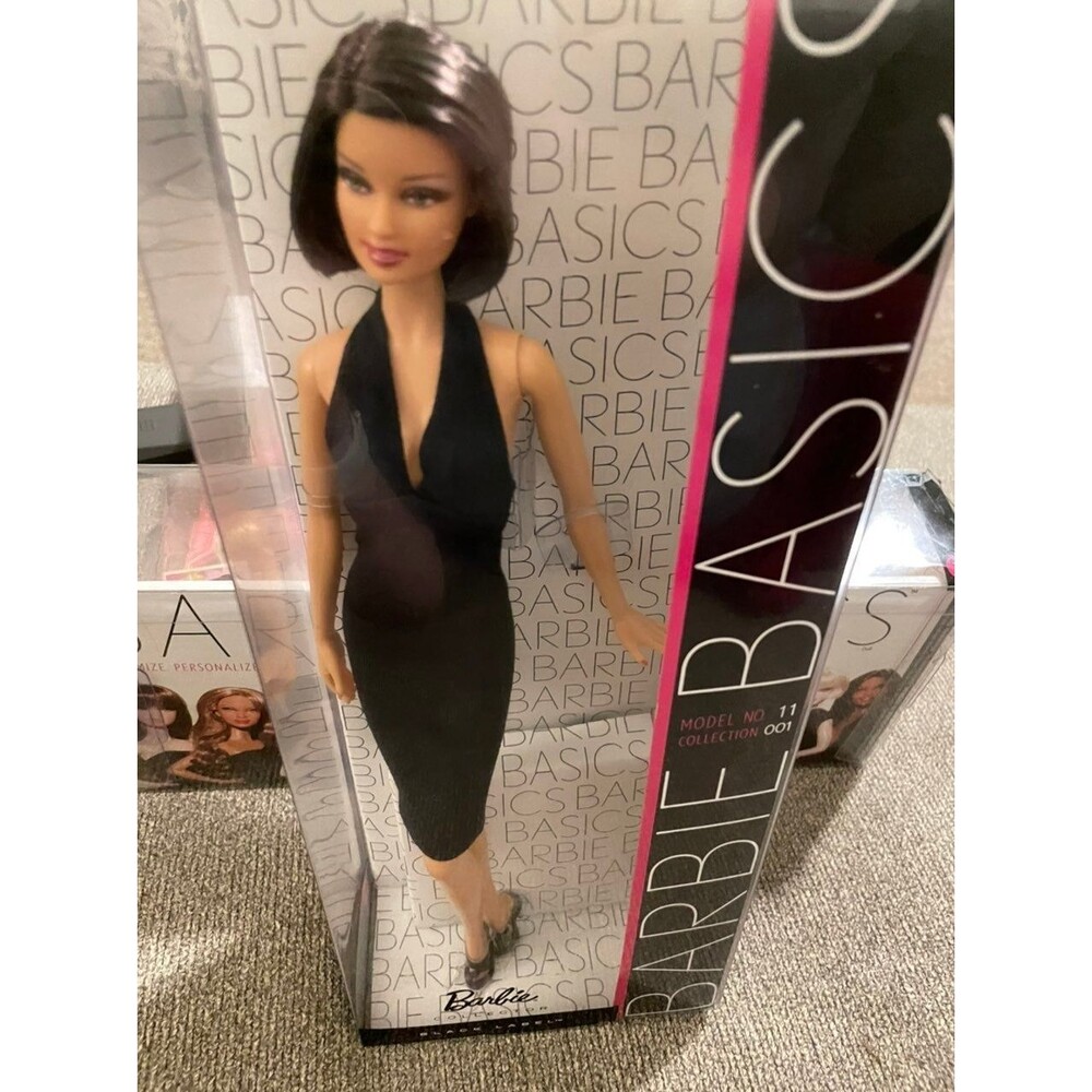 Barbie basics fashion doll No 11 Collection 001